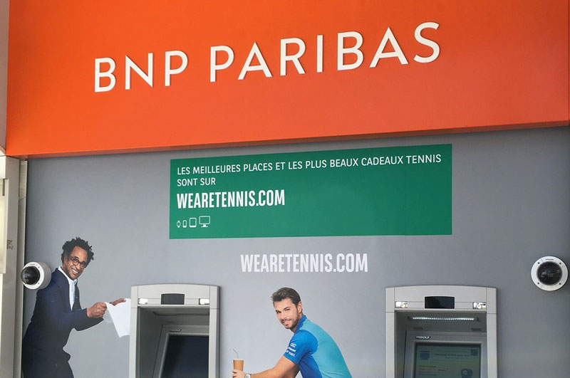 YES SIGN COVERING ROLAND GARROS BNP PARIBAS 2017