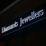 YES SIGN ENSEIGNE BLOC LED DIAMANTS JEWELLERS BIARRITZ
