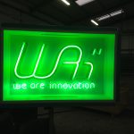 YES SIGN ENSEIGNE NEON BNP PARIBAS WAI