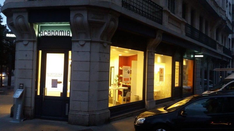 ENSEIGNE LETTRES PVC DECOUPEES LUMINEUSES RETRO ECLAIRAGE LED ACADOMIA YES SIGN ENSEIGNE LETTRES PVC DECOUPEES LUMINEUSES RETRO ECLAIRAGE LED ACADOMIA YES SIGN