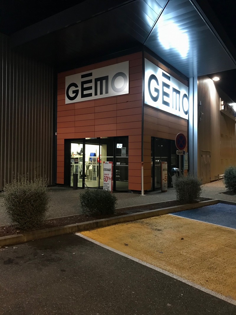 ENSEIGNE GEMO CASTELSARRASIN YES SIGN BD