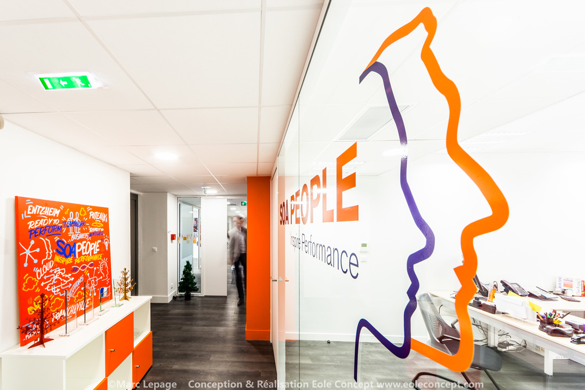 YES-SIGN-DECORATION-VITROPHANIE-BUREAU-PARIS