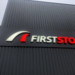 YES-SIGN-ENSEIGNE-BANDEAUX-LETTRE-BOITIER---FIRST-STOP-LYON