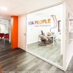 YES-SIGN-VITROPHANIE-INTERIEURE-BUREAU-TERTIAIRE-EOLE-CONCEPT-PARIS